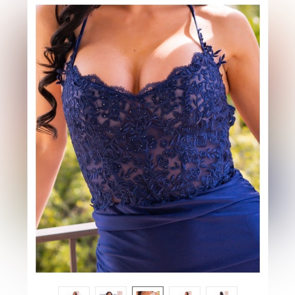 Size small - Picture 5 of 14